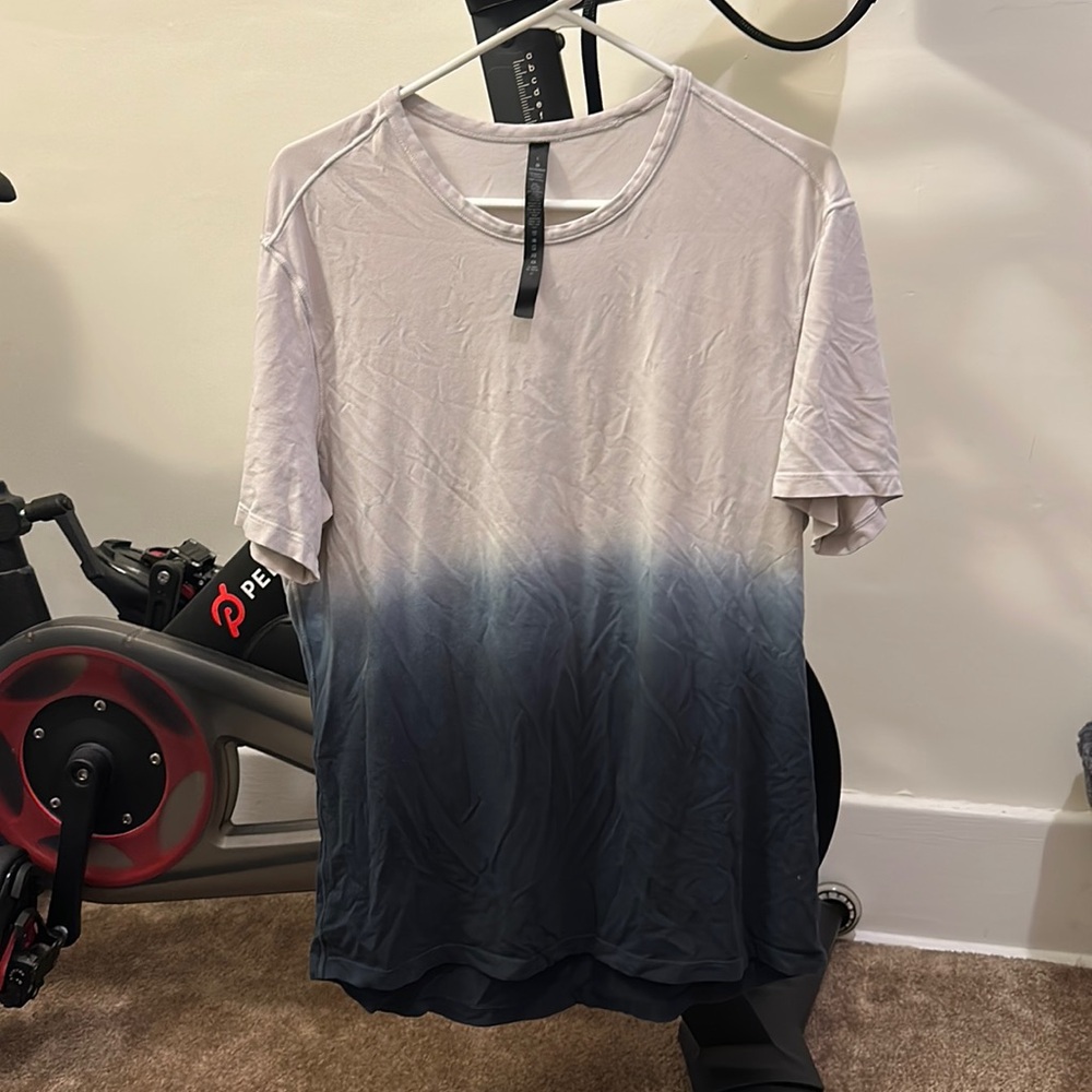 Men’s Lululemon Ombré T Shirt